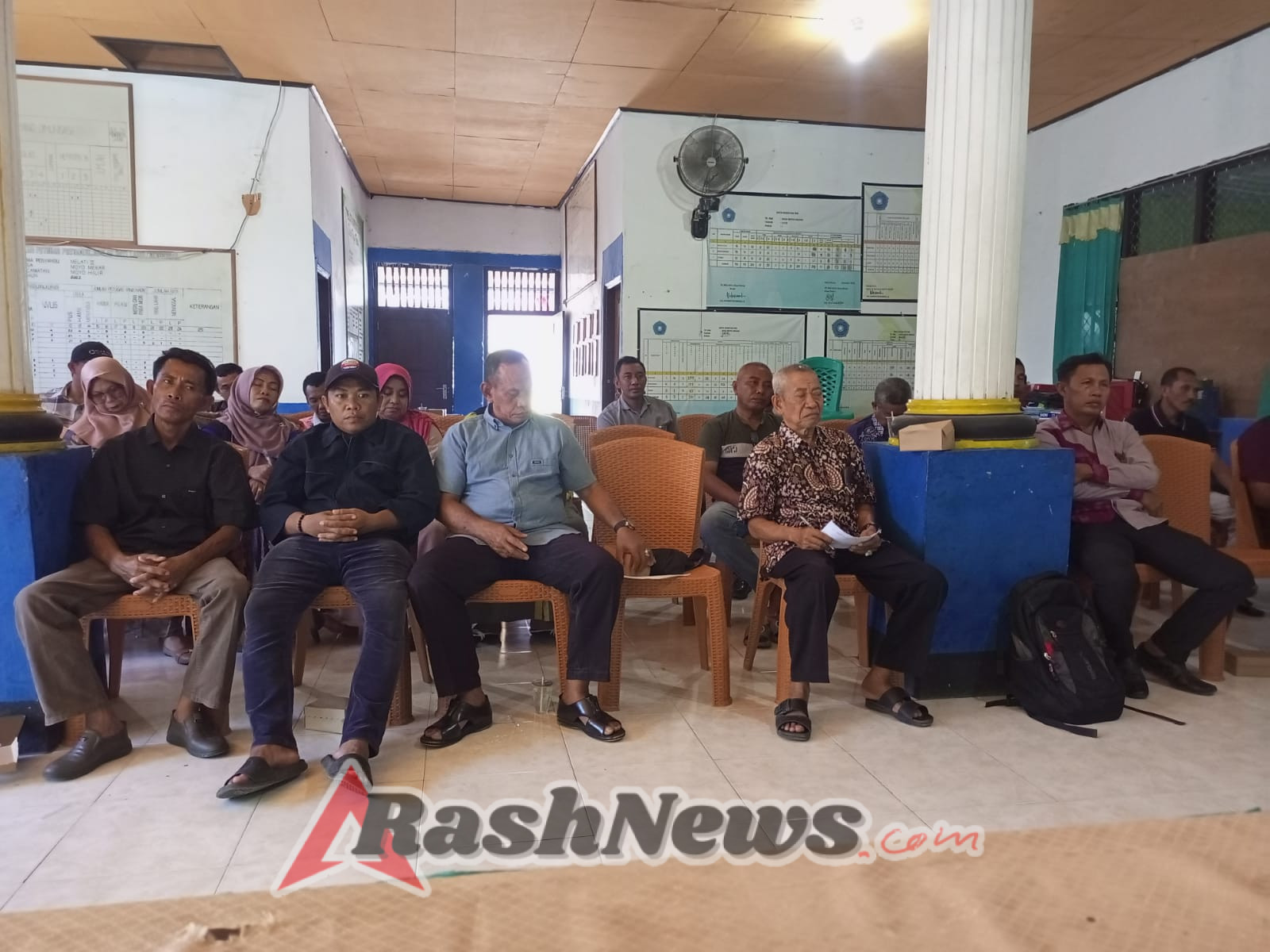 ‎Babinsa Koramil 1607-12/Moyo Hilir Dukung MusrenbangDes Desa Moyo Mekar Demi Pembangunan yang Berkelanjutan