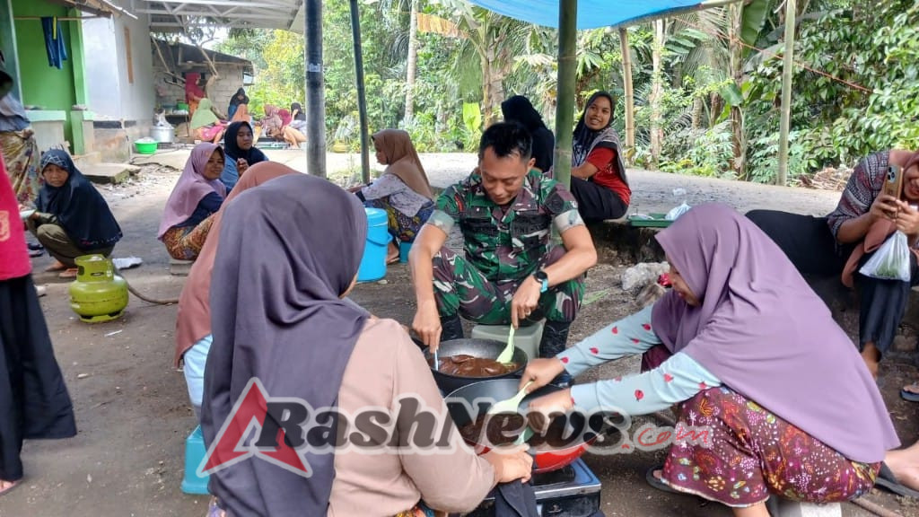 Gotong Royong di Dapur, Satgas TMMD Ke-126 Kodim 1606 Mataram dan Warga Rayakan Kebersamaan