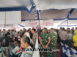 Kebersamaan TNI, Bhayangkari, dan Masyarakat Terlihat di Bhakti Sosial Ende Utara