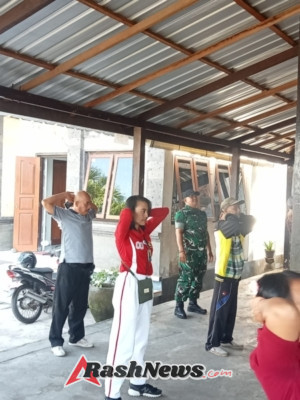 Rikkes Dan Senam Lansia, Babinsa Semarapura Kaja Semangat Bersama Lansia