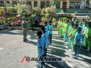 Siswa-Siswi SMP Perbatasan Terima Pelatihan PBB Dari Satgaster Pos Halibete II