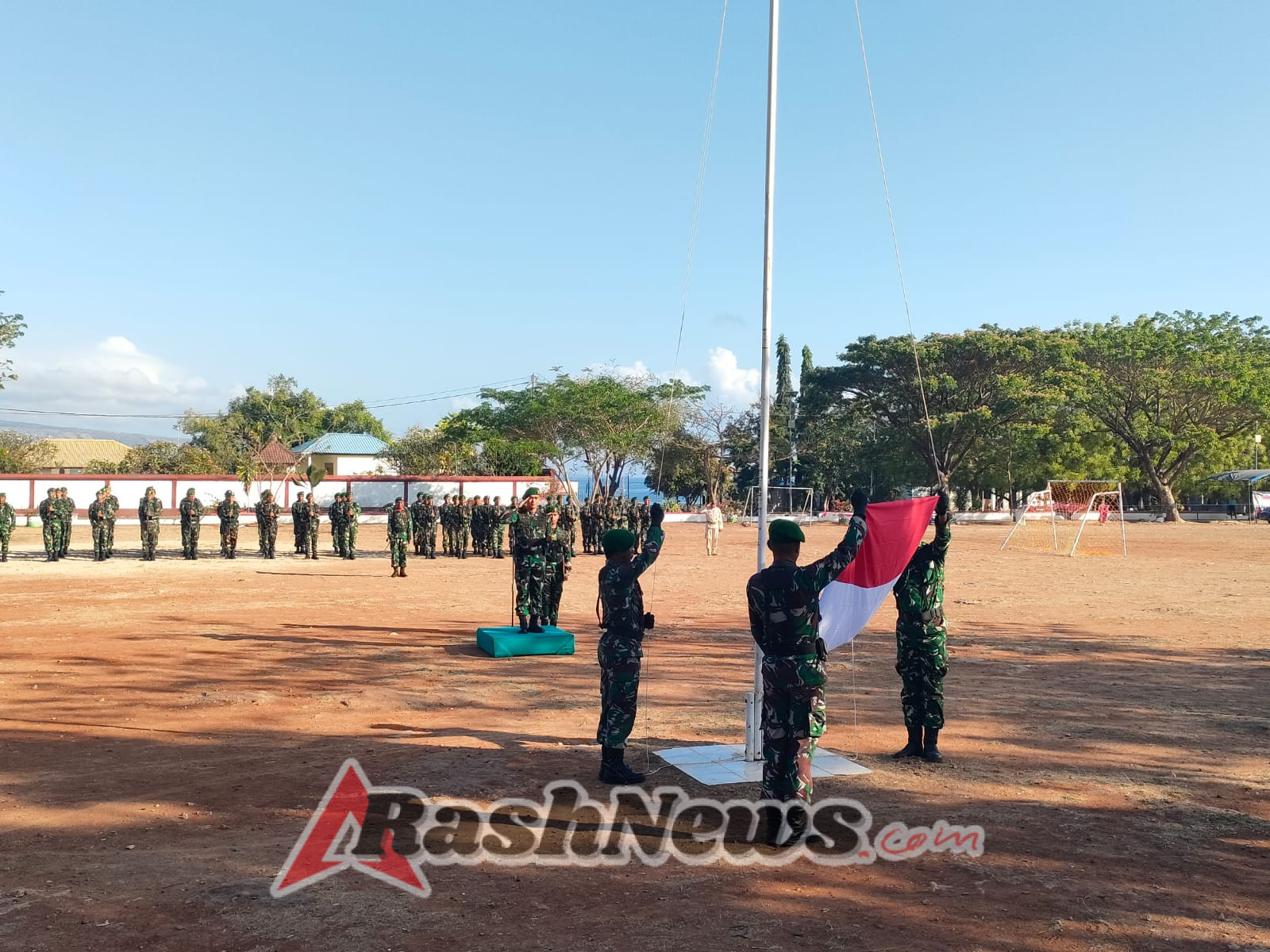 Momentum Upacara 17-an, Dandim 1601/Sumba Timur Sampaikan Arahan Panglima TNI kepada Prajurit