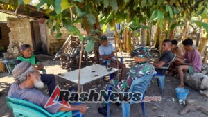 Babinsa Wailawar Jalin Silaturahmi Perkuat Sinergi dengan Warga