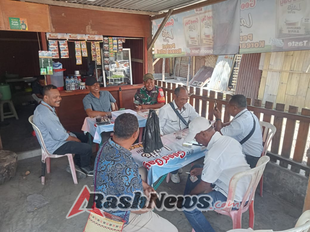 Babinsa Ende Timur Aktif Jalin Komunikasi dan Awasi Perkembangan Wilayah Binaan