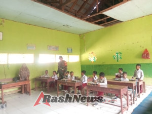 Pembagian MBG Dilaksanakan Bertahap untuk Siswa SD, SMP, dan SMA di Desa Simpasai dan Sekitarnya