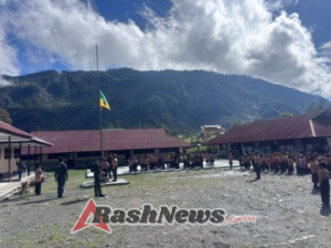 Satgas Yonif 743/PSY Bangun Jiwa Patriotik Lewat Pendidikan di Puncak Jaya