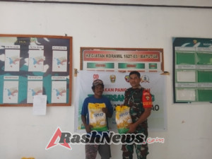 Babinsa Gelar Penjualan Beras Murah untuk Masyarakat