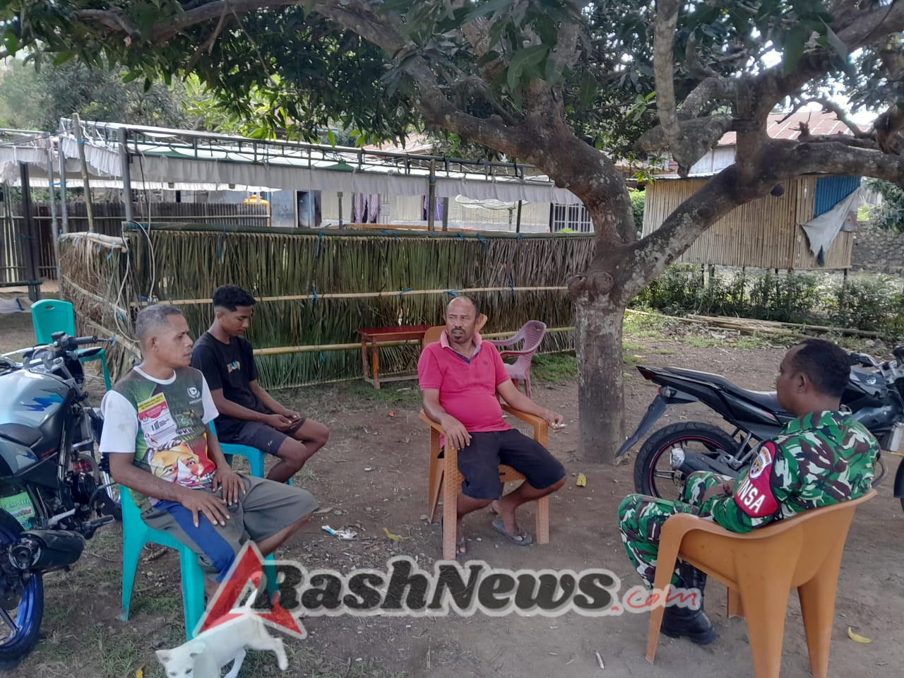 Babinsa Koptu Mohamad Samin Aktif Pantau Situasi dan Dengar Keluhan Masyarakat Rangalaka