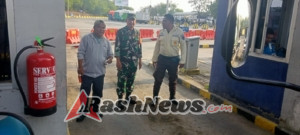 Tingkatkan Keamanan Wilayah, Babinsa Gelar PAM di Pelabuhan Poto Tano