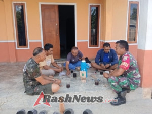 TNI dan Warga Bersinergi Jaga Kamtibmas di Desa Tambak Sari