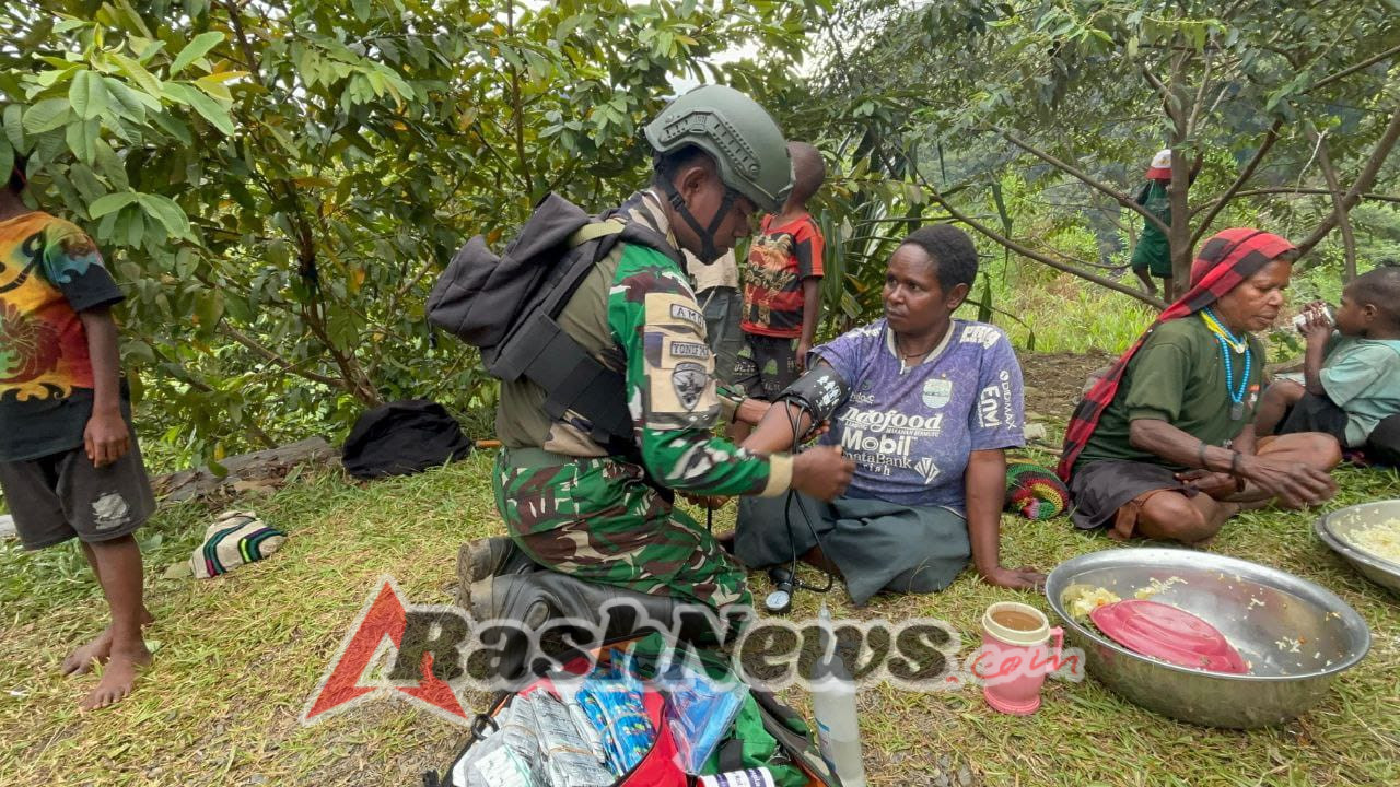 Satgas Yonif 743 Hadirkan Layanan Kesehatan bagi Warga Terpencil di Talilime