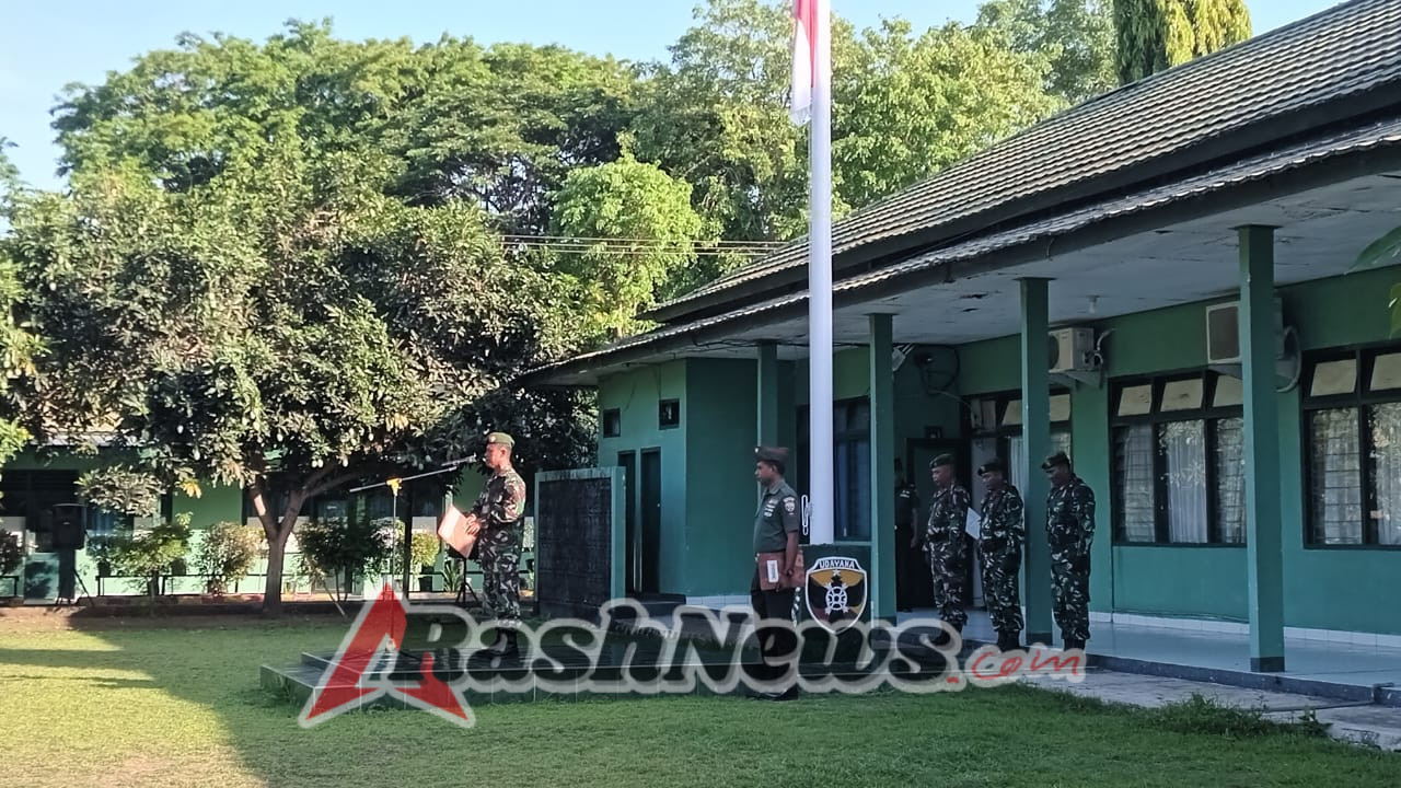 Solid dan Disiplin, Personel Kodim 1614/Dompu Laksanakan Upacara Bendera Mingguan Dipimpin Danramil Manggelewa