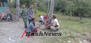 Babinsa Koramil 1618-02/Miobar Laksanakan Komsos di Dusun Oelbinose, Jalin Keakraban dengan Warga