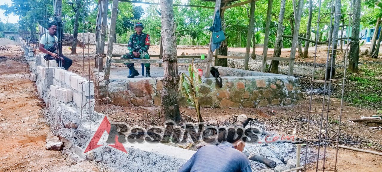 Babinsa Sertu Didit Sumanto Kepada Para Tukang: Bekerja Harus Bertenggung Jawab