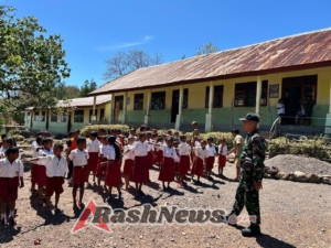 Tanamkan Jiwa Nasionalisme, Pos Oelbinose Kunjungi SDN Oelbinose