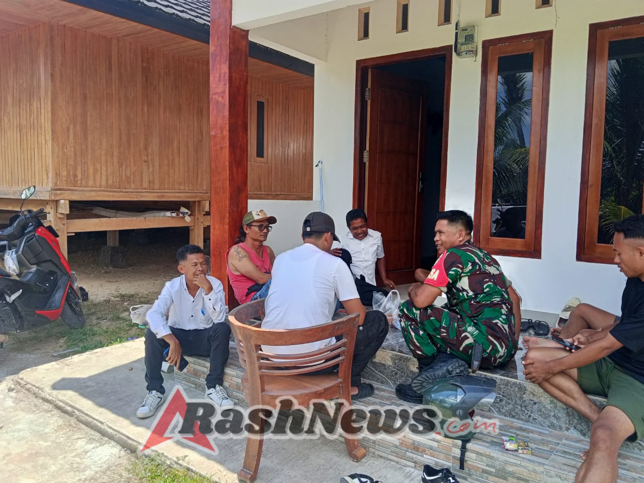 Babinsa Desa Beru Terus Aktif Jaga Kamtibmas Lewat Silaturahmi dan Komunikasi Sosial