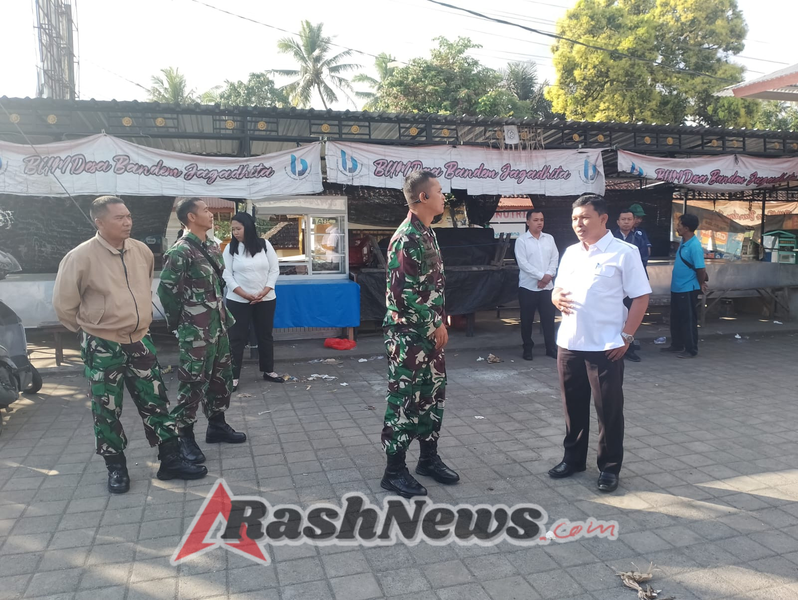 Di dampingi Pasiter, Dandim 1623/Karangasem melaksanakan peninjauan lokasi rencana pembangunan Koperasi merah putih.