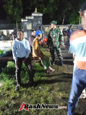 Sinergi TNI dan Warga, Babinsa Jereweh Ajak Masyarakat Jaga Ketertiban di Malam Hari