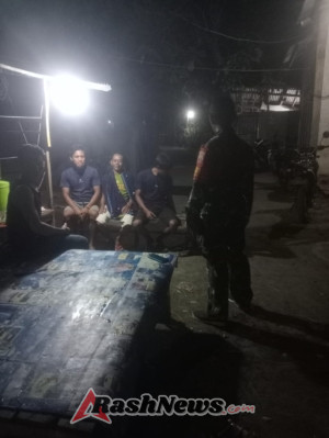 Ronda Malam Bersama Babinsa, Warga Dusun Campa Dihimbau Tidak Blokir Jalan