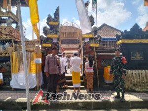 Bersinergi Dalam Tradisi Keagamaan, Tiga Pilar Di Desa Tegak Pastikan Puncak Karya Aman Dan Lancar