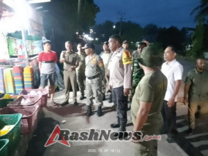 Babinsa Serma Zulkifli Ajak Warga Paupire Patuhi Aturan Trotoar dan Tingkatkan Kamtibmas