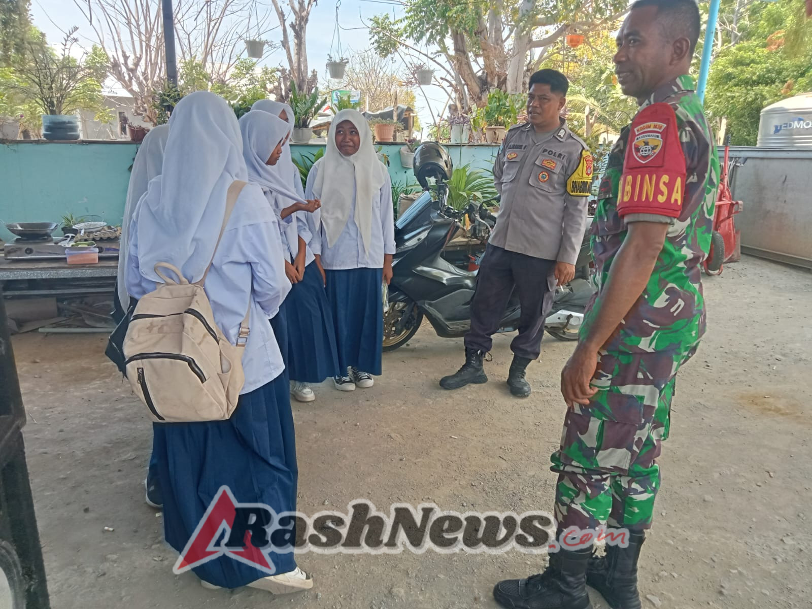 Koptu Amirudin, Bersama Warga Kita Ciptakan Desa Kiantar yang Bersih dan Kondusif