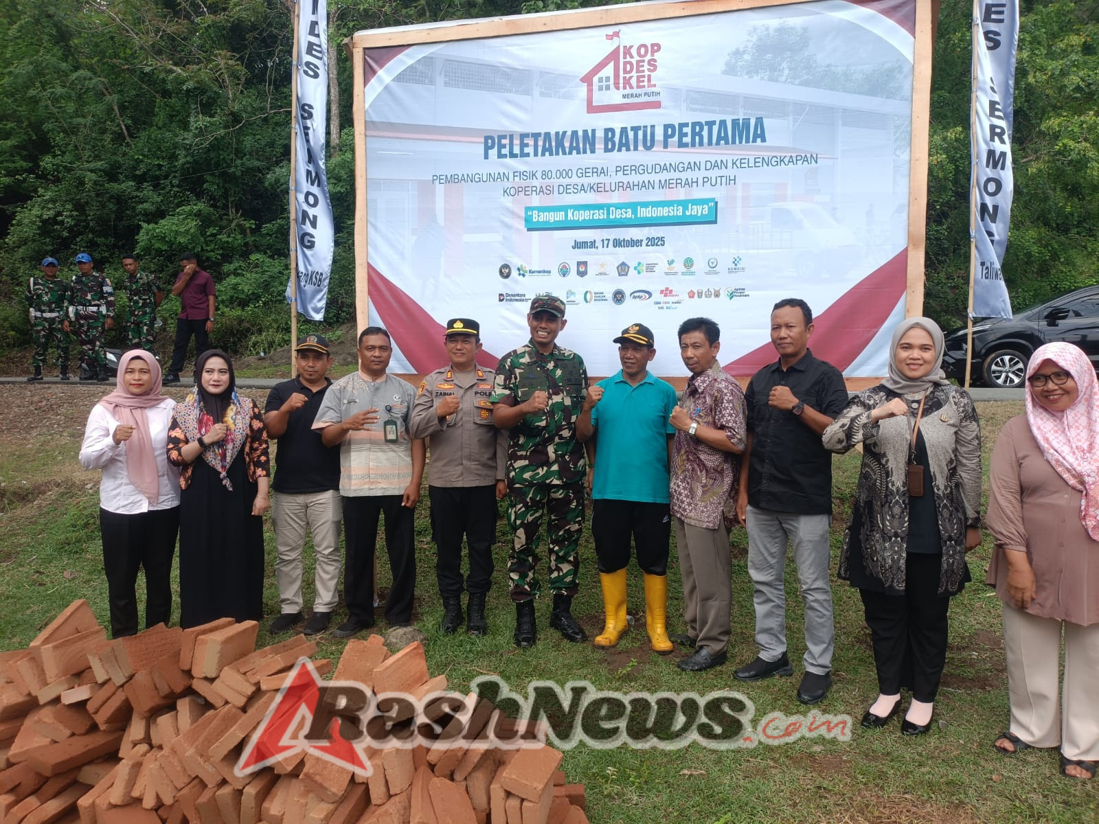 Dari Desa Sermong untuk Indonesia, Groundbreaking 80.000 Gerai Koperasi Merah Putih Digelar Serentak