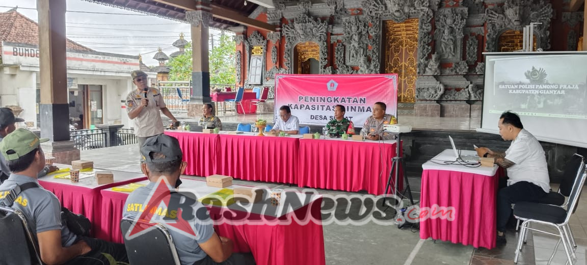 Babinsa Suwat Wujudkan Sinergi Tiga Pilar dalam Peningkatan Kapasitas Linmas Desa