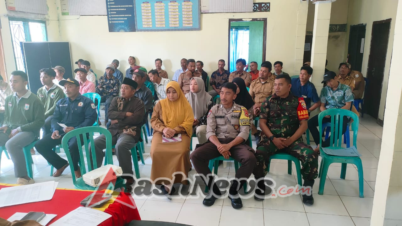 Babinsa Serda Hendry Tegaskan Komitmen TNI AD Dukung Pemutakhiran Data Sosial Ekonomi Nasional