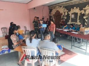 Wujud Kepedulian Babinsa, Pelda I Nyoman Setiadi Dampingi Pelaksanaan Posyandu Balita di Batuaji