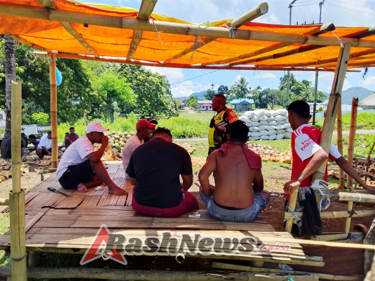 Serda Antonius Wae Bangun Kedekatan dengan Warga Lewat Komsos di Wilayah Binaan