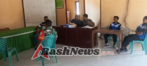 Babinsa Ende Jalin Sinergi dengan Aparat Desa Lewat Komsos dan Pamwil di Magekapa