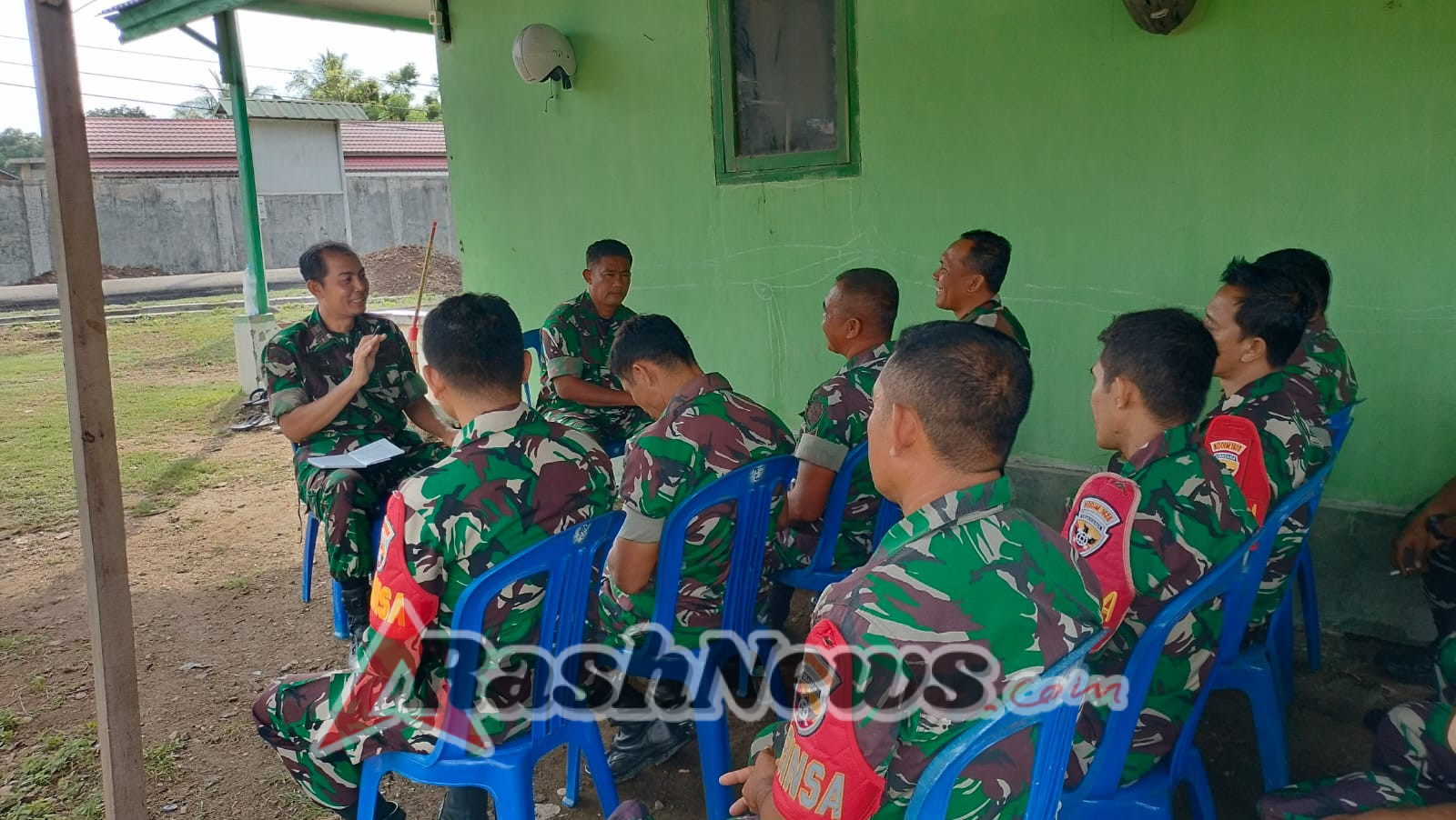 Jaga Kesiapsiagaan di Musim Penghujan, Danramil Gelar Jam Pimpinan Bersama Anggota