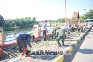 Bersama Warga, Kodim 1607/Sumbawa Wujudkan Lingkungan Lebih Bersih di Momen World Cleanup Day
