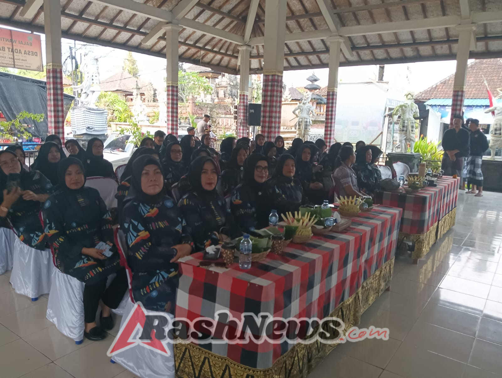 TP PKK Bulukumba Kunjungi Bakas, Serka Wayan Rata Harap Makin Populerkan Wisata Desa Bakas