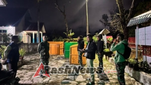 Patroli Gabungan TNI dan Aparat Kelurahan Kampung Baru Wujudkan Wilayah Kondusif