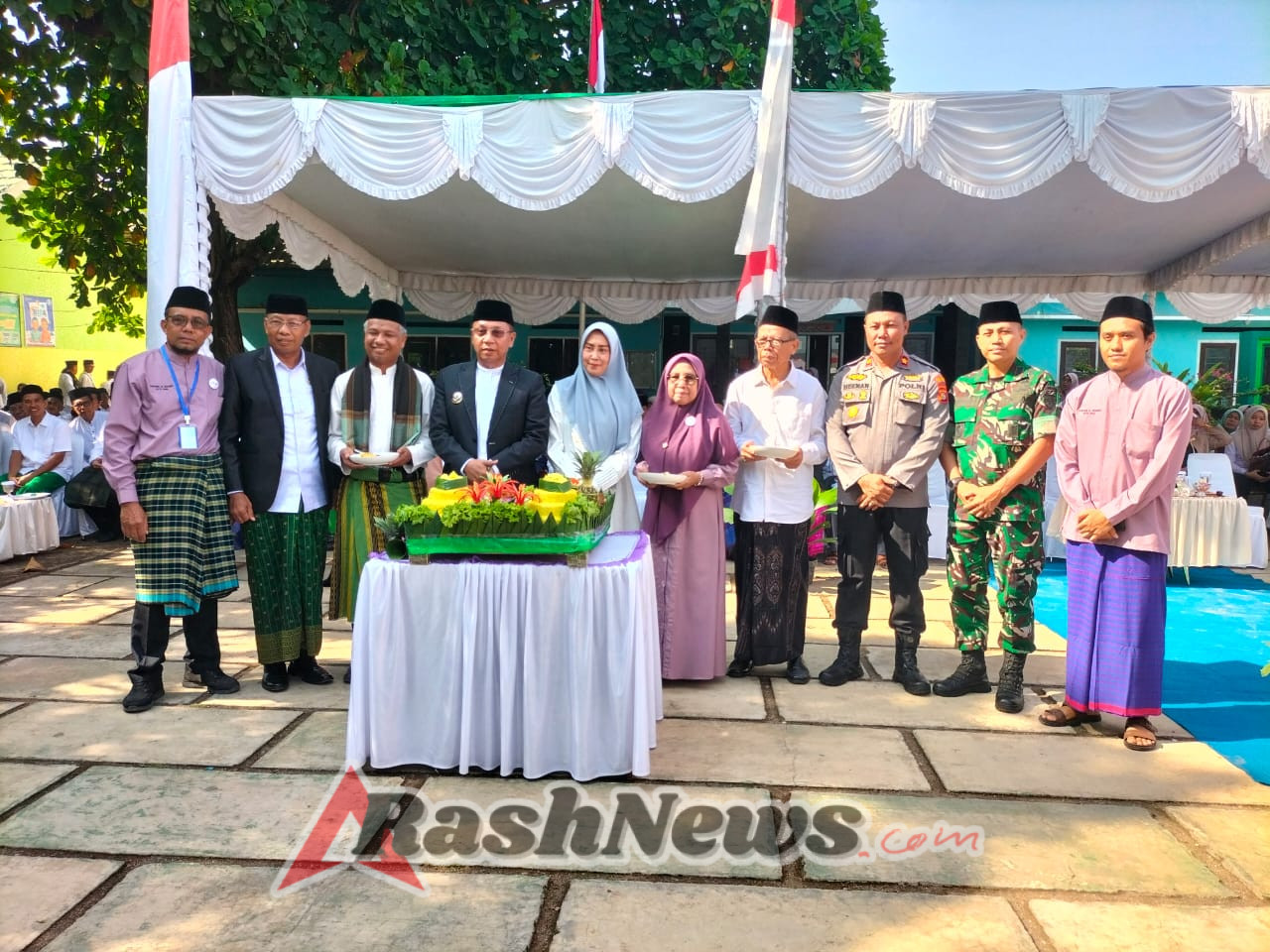 Danramil 1608-01/Rasanae Kapten Inf Bambang Irawan Hadiri Upacara Hari Santri Nasional Kota Bi