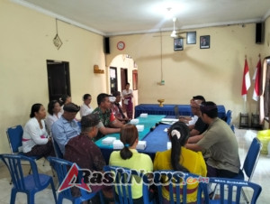 TNI Peduli Anak, Babinsa Kusamba Hadiri Pembinaan Perlindungan Anak Terpadu Berbasis Masyarakat