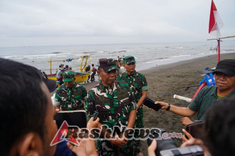 Korem 163/Wirasatya Bersama Kodim 1609/Buleleng Gelar Bakti Sosial dan Lestarikan Laut