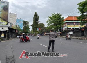 SatBinmas laksanakan Strong Point Pagi sebagai salah satu bentuk pelayanan polri terhadap masyarakat