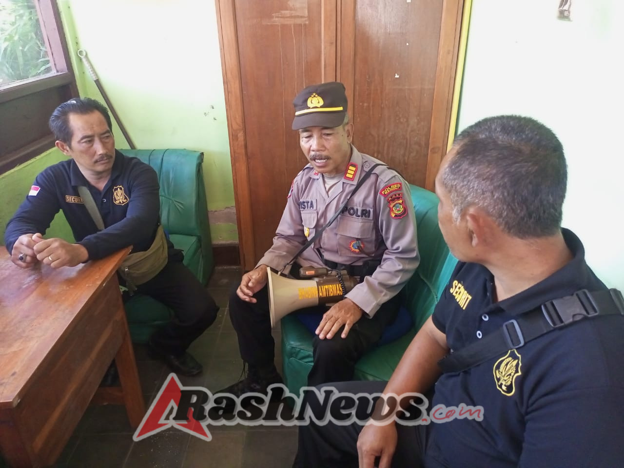 Satuan Binmas Polres Bangli Laksanakan Pembinaan dan Koordinasi dengan Satuan Pengamanan di SMK N 1 Bangli