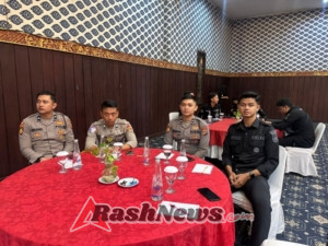 Humas Polres Bandara Ngurah Rai Ikuti Latkatpuan Public Speaking