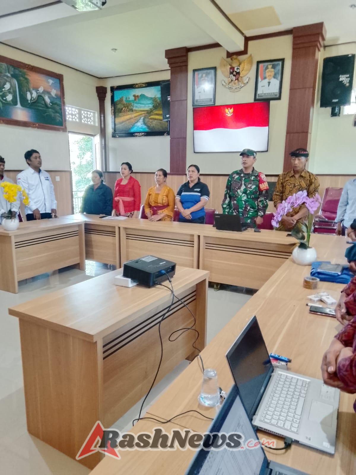 Babinsa Desa Mengani Kawal Musdes Pembahasan RKPDes TA 2026 serta DURKP TA 2027