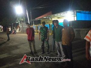 ‎Patroli Malam Koramil Utan: TNI dan Rakyat Bersinergi Ciptakan Keamanan Wilayah