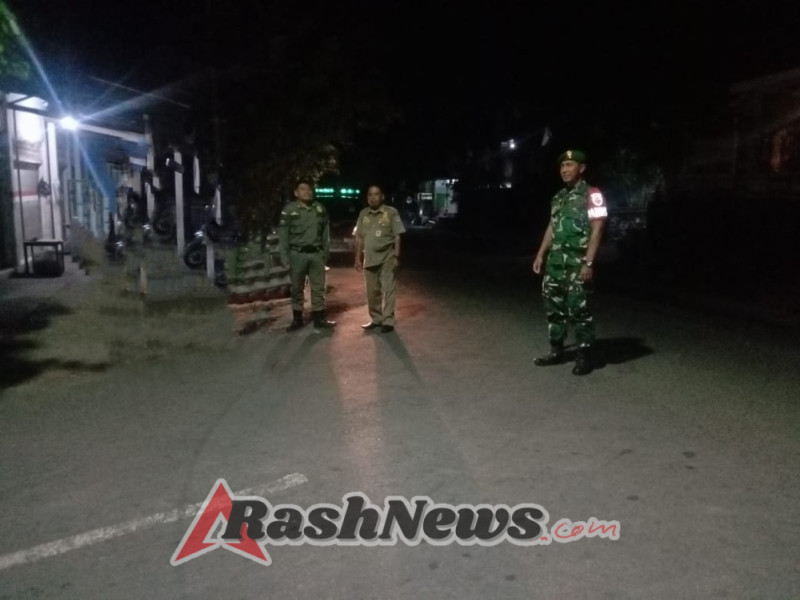 Patroli Gabungan Satpol PP Kecamatan Sawan dan Pecalang Cegah Gangguan Kamtibmas