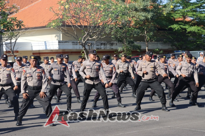 Polres Karangasem Gelar Latihan Bela Diri Polri