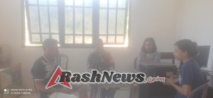 Kehadiran Babinsa Koramil 1602-04/Maurole Perkuat Kemanunggalan TNI dan Masyarakat di Desa Kotabaru