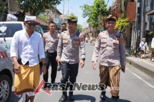 Kapolres Gianyar Hadiri Prosesi Tawur Agung Pedanan di Pura Desa dan Puseh Padang Tegal Ubud