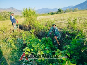Pembersihan dan Penyiapan Irigasi Jadi Sasaran Pra TMMD di Kecamatan Riung Barat