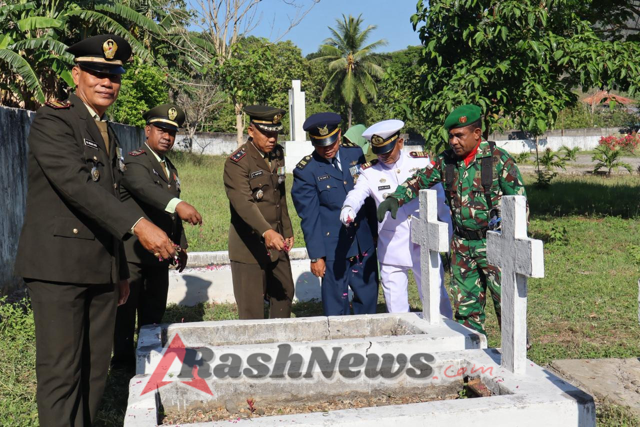 Kasdim 1622/Alor Pimpin Upacara Ziarah Nasional di TMP Malua Galiau
